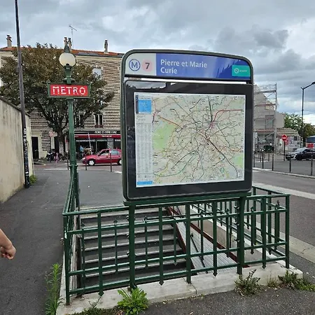 22m2 A Ivry/seine-a 200 Metres De Paris. Proche Metro 7 Apartment *